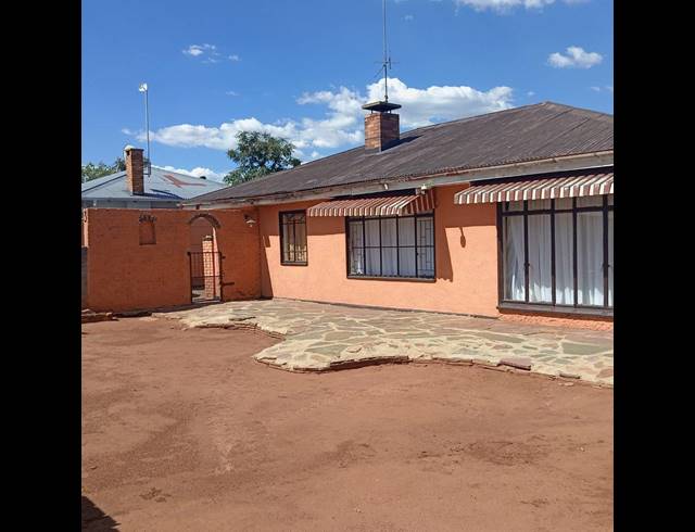 3 BEDROOM HOUSE FOR SALE IN VANDERBIJLPARK CW 6